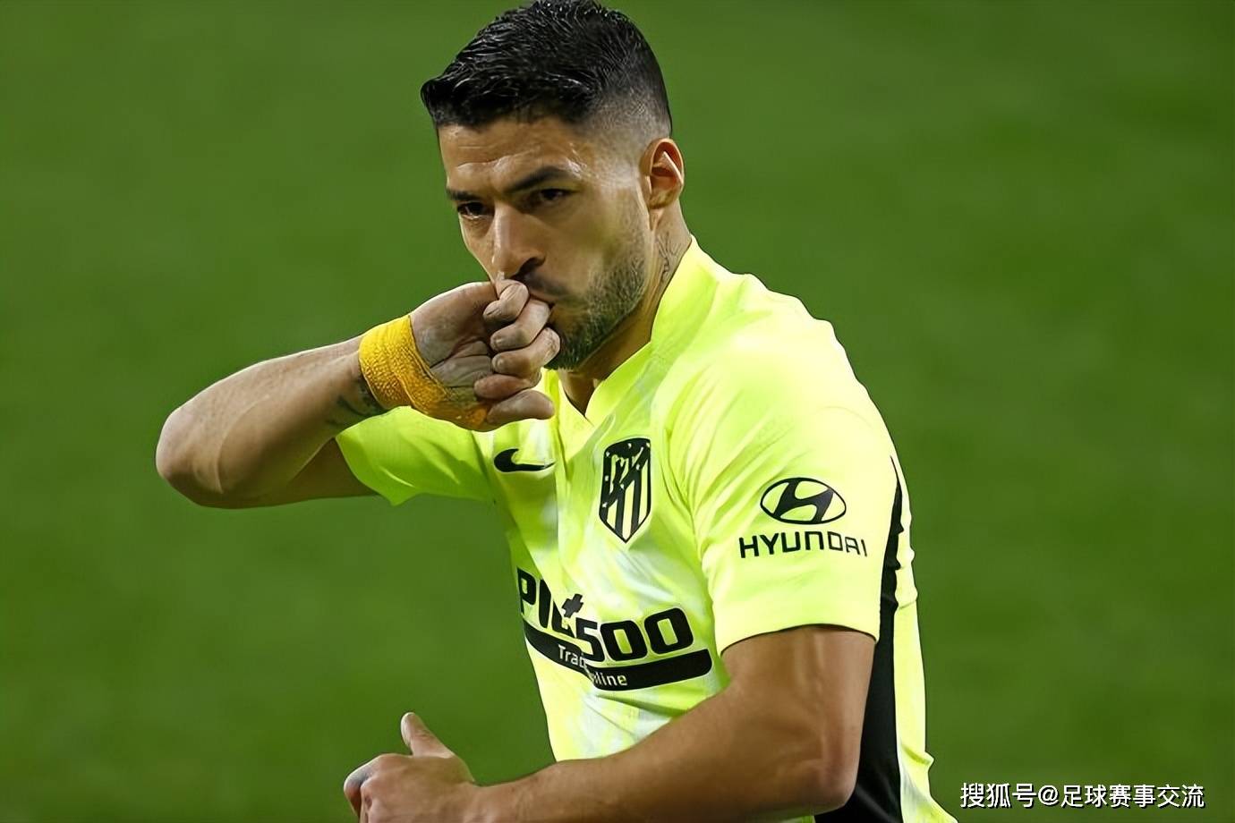 关于西甲赛程吃紧，波尔图冲刺阶段远射贴柱，引发热议，更衣室氛围转暖的信息-开云